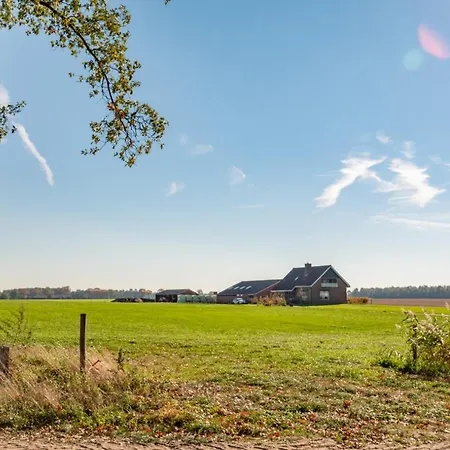 Vakantiehuis De Bonte Koe Сasa de vacaciones *